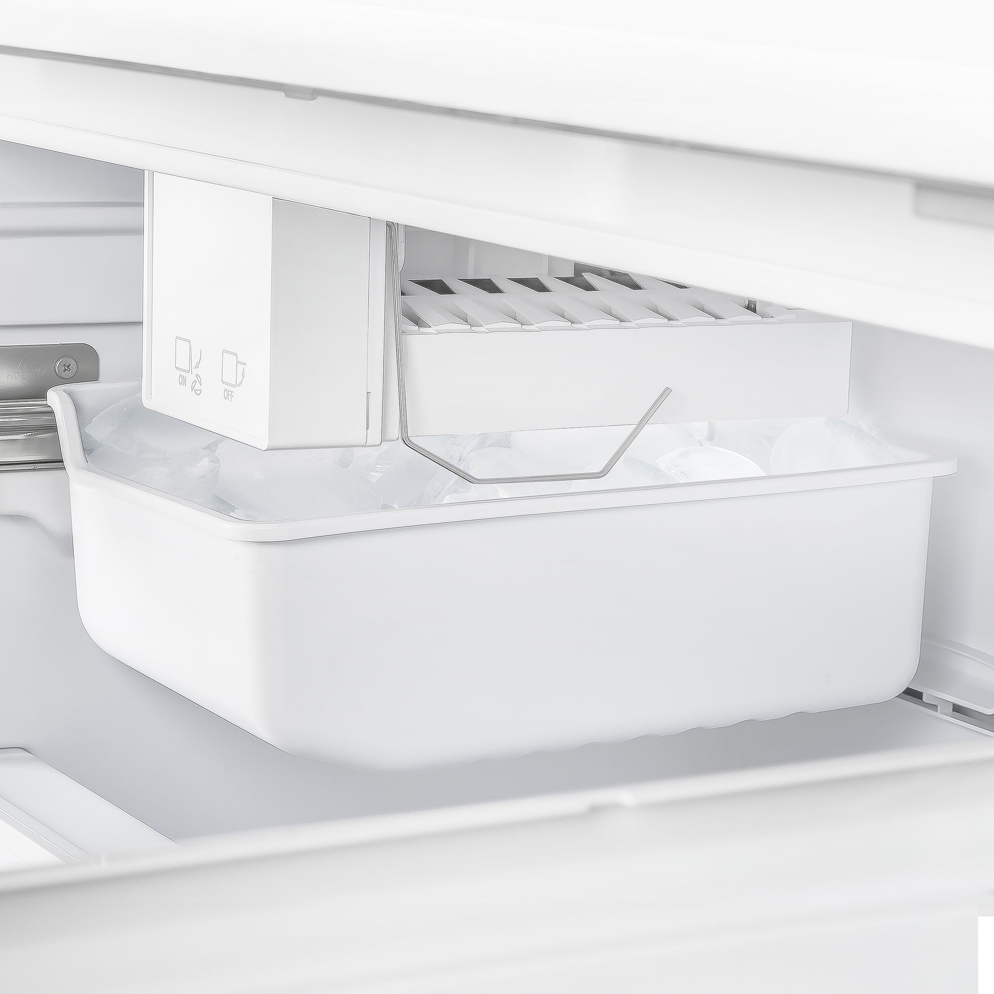 FORNO 2-Piece White Kitchen Bundle - 30" Induction Range and 31" Bottom Freezer Refrigerator - Forno Appliances