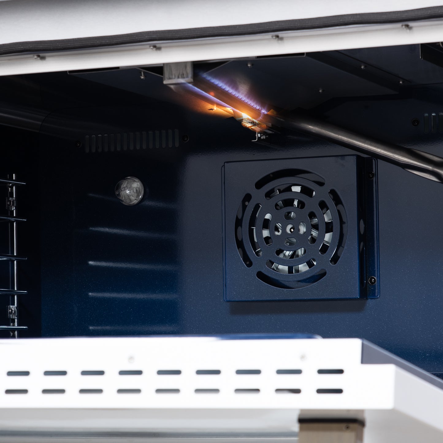 Cuisinière à gaz autoportante blanche Forno Massimo de 36 pouces, 6 brûleurs scellés, four à convection, économe en énergie